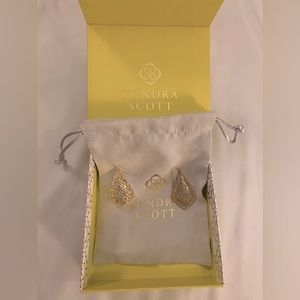Kendra’s Scott Gold Earrings